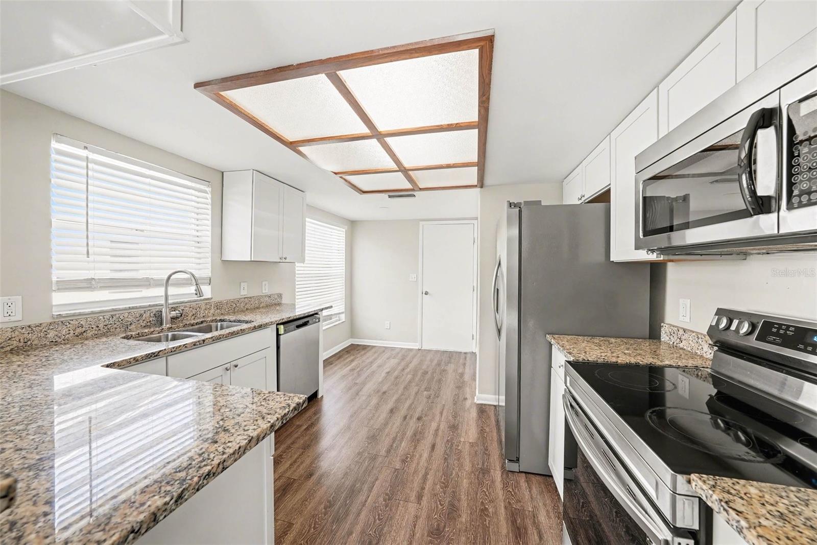 OAKDALE RIVERVIEW ESTATES UNIT - Residential