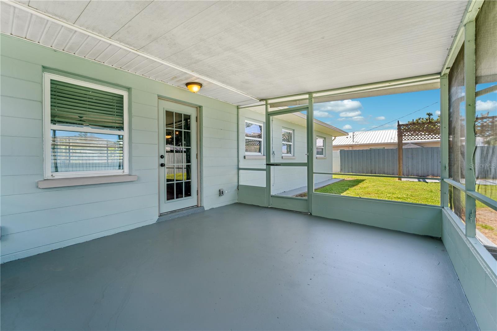 HARSHAW LAKE REPLAT - Residential