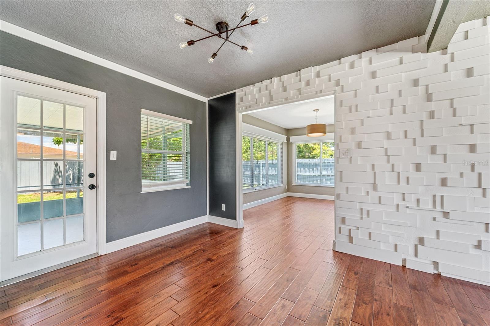 HARSHAW LAKE REPLAT - Residential