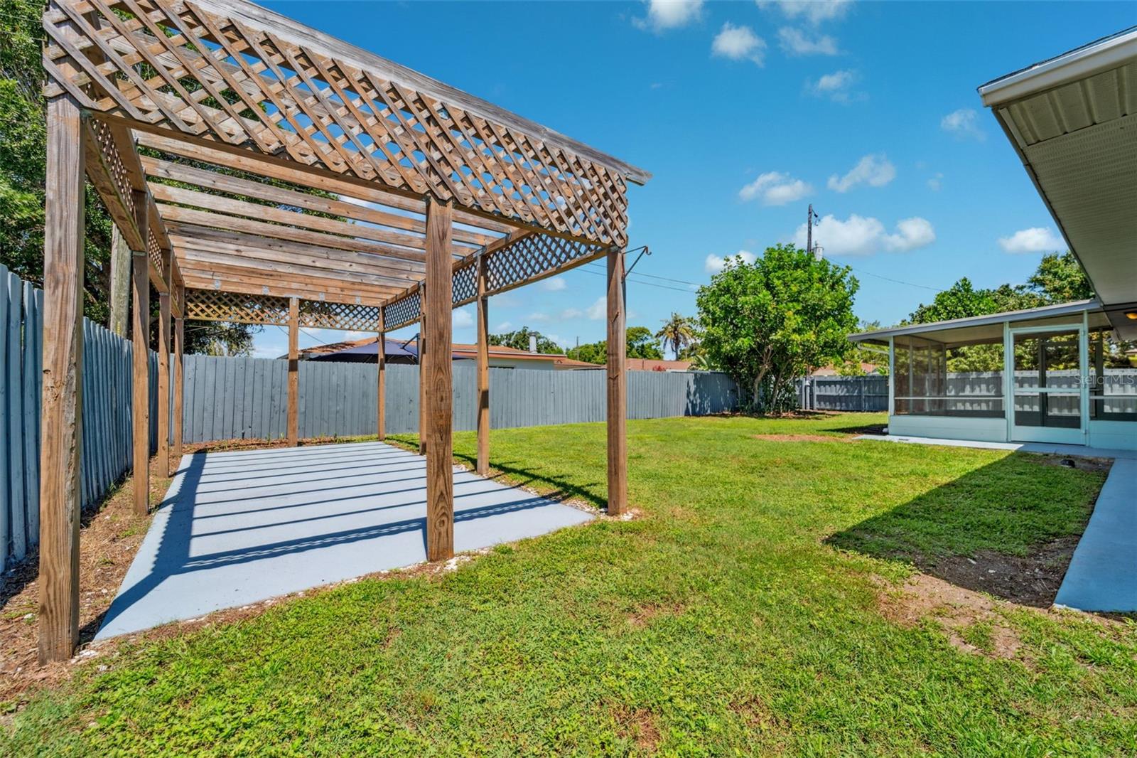 HARSHAW LAKE REPLAT - Residential