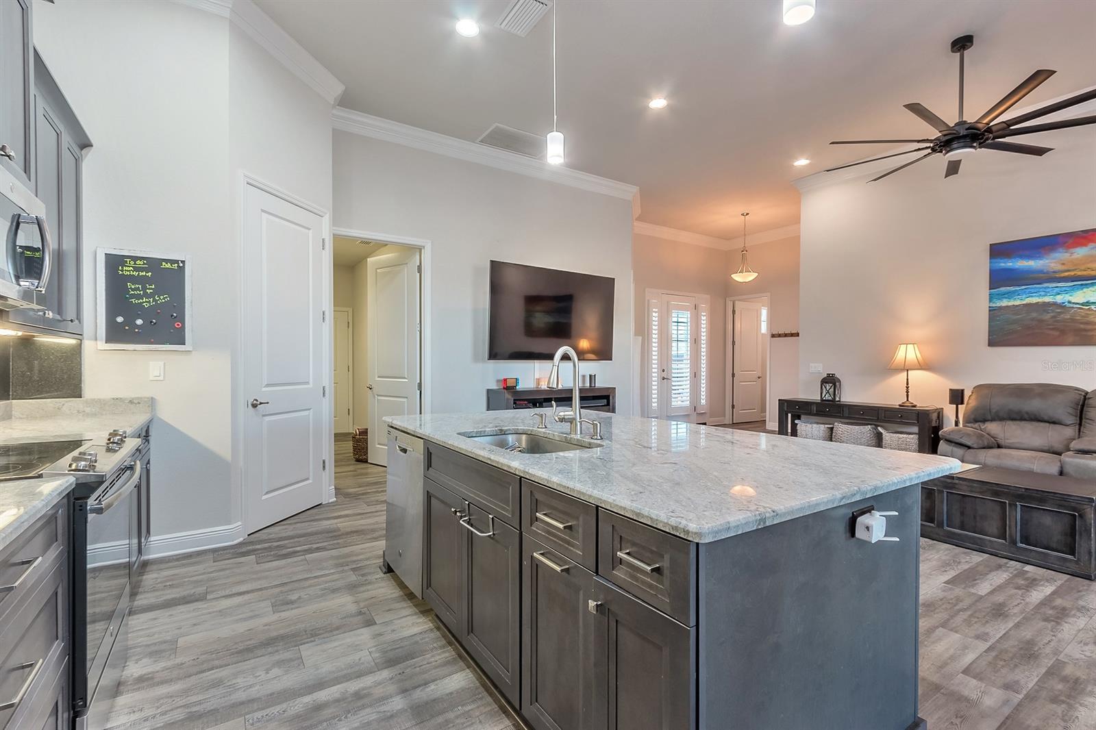 Palms-Ph 1 - Residential