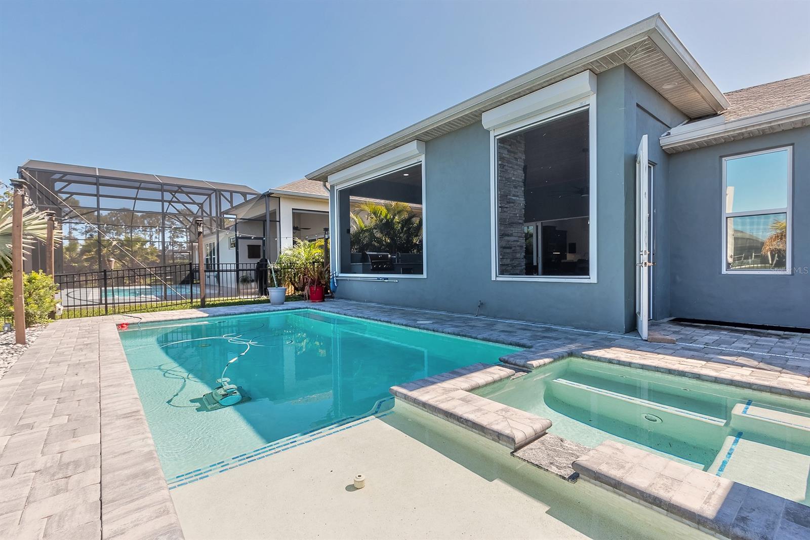 Palms-Ph 1 - Residential