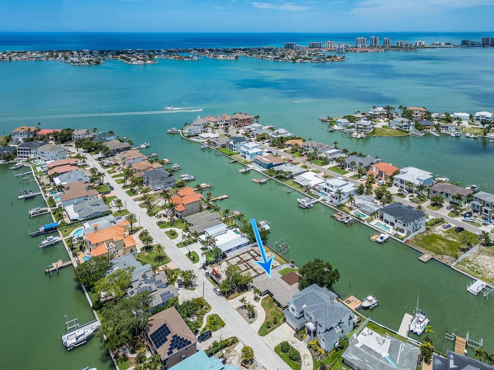SUNSET BAY - Residential