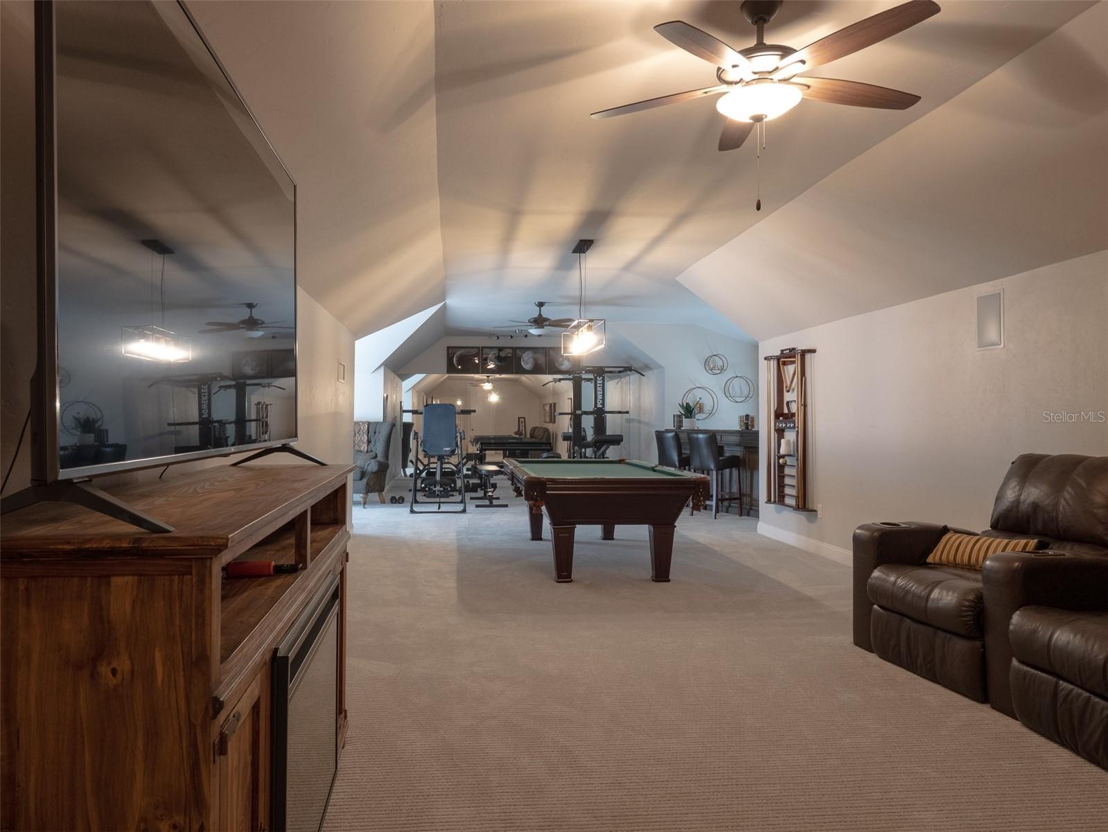 STEEPLECHASE FARMS - Residential