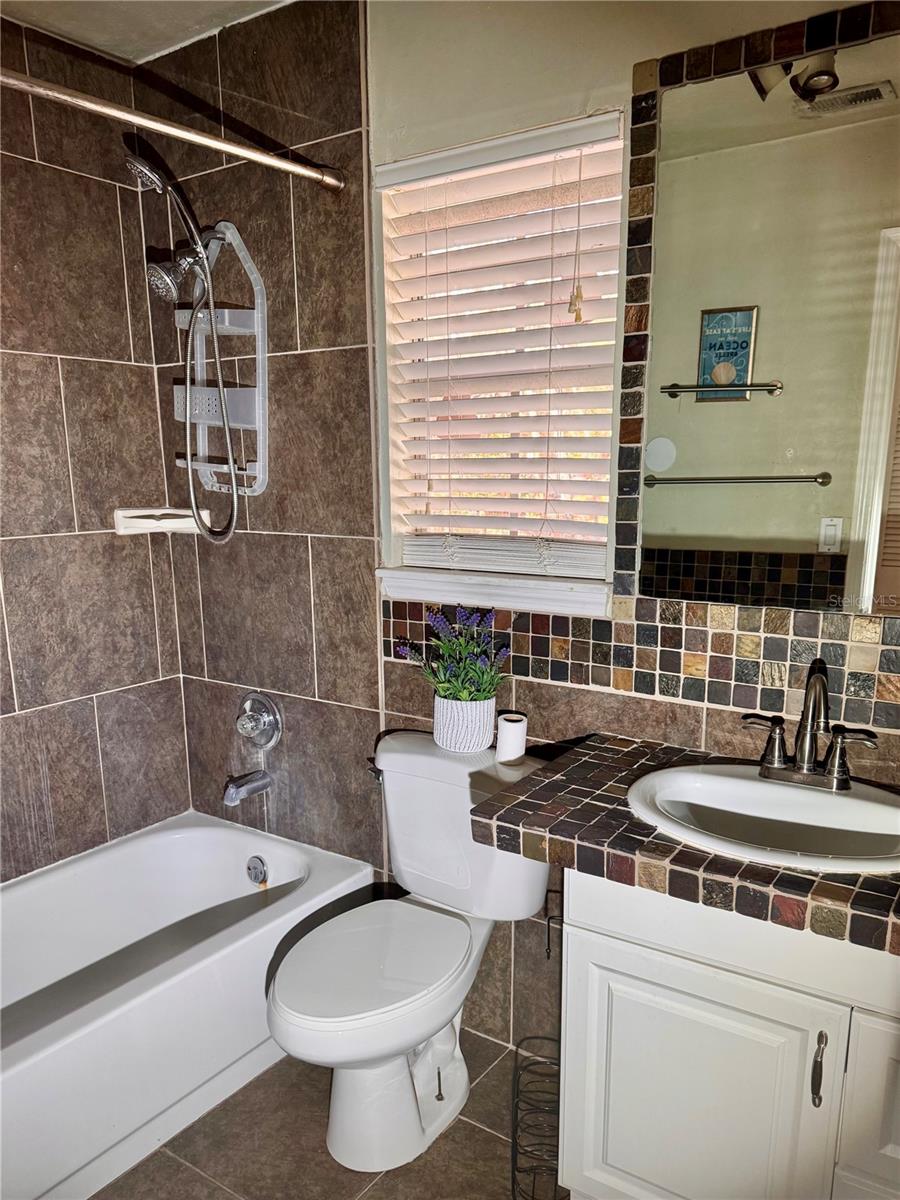 CARRIAGE HOUSE LANE - Residential