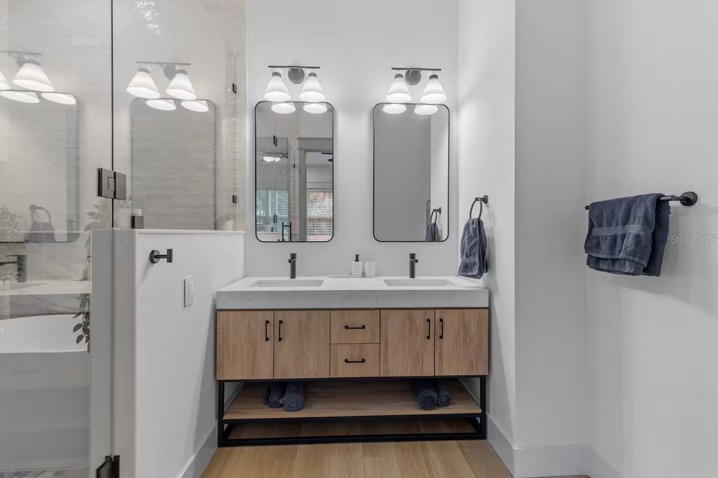 EAST TAMPA BLOCKS 1 TO 40 - Residential Lease