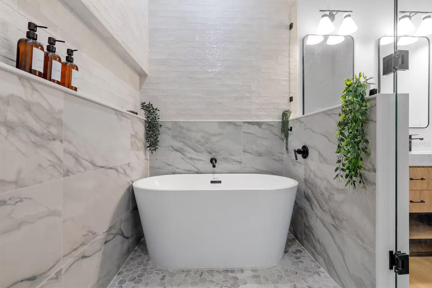 EAST TAMPA BLOCKS 1 TO 40 - Residential Lease