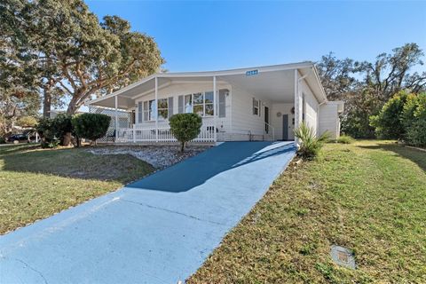 A home in BROOKSVILLE