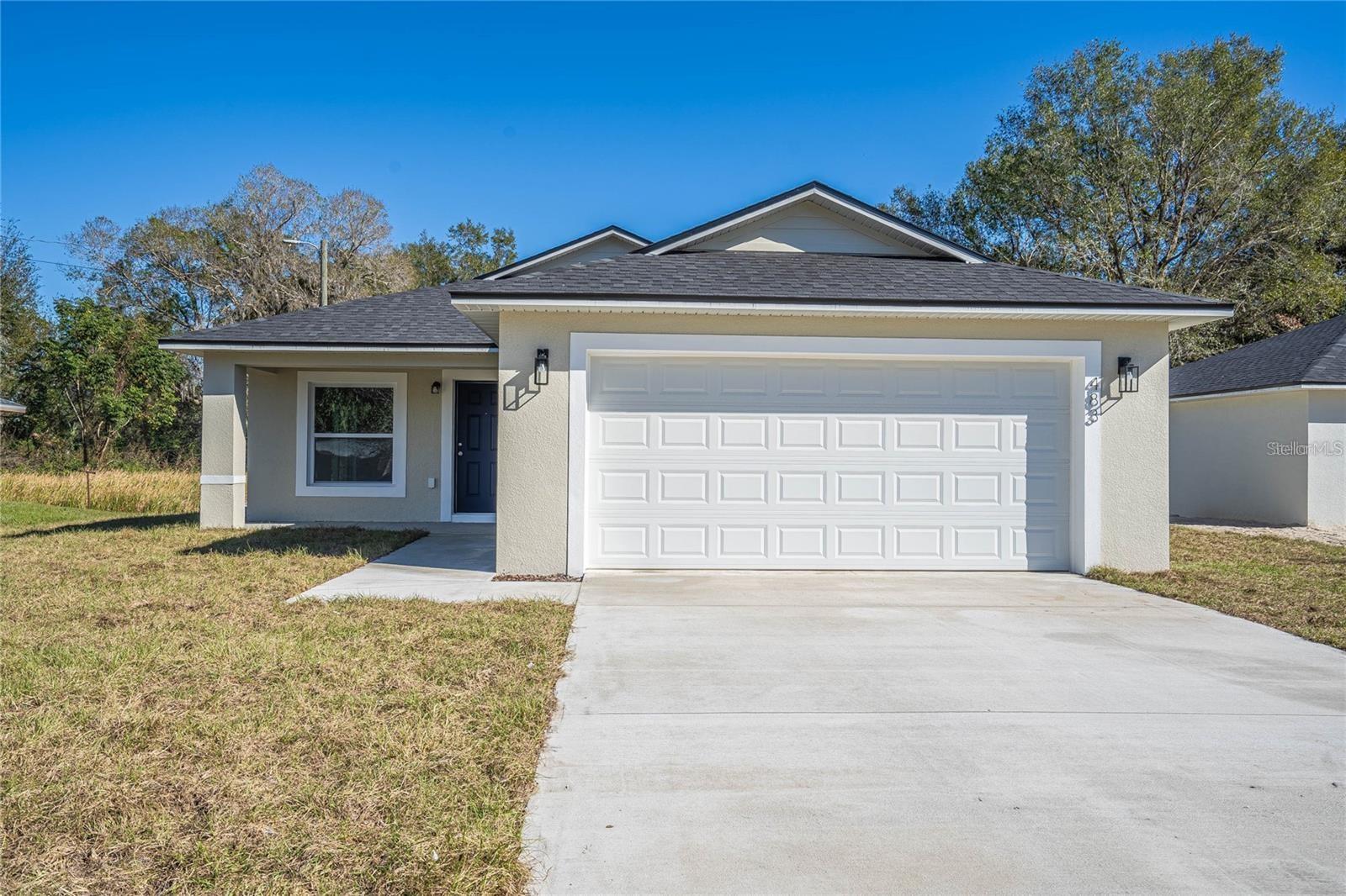 WOW,INVESTOR AND FIRST TIME HOME BUYER NEED TO SEE 3 BEDROOM 2 BATHROOM WITH AN ATTACHED 2 CARS GARAGE HOME FEATURES ARCHITECTURAL SHINGLE ROOF DOUBLE PANE INSULATED AND OPEN FLOOR PLAN WITH SPLIT BEDROOMS,WASHER AND DRYER HOOKUPS.THE KITCHEEN FEATURES SOLID WOOD CABINETS,GRANITE COUNTERTOPPS AND STANLESS STEEL APPLIANCES.WOOD PLANT VINYL FLOORING THROUGHOUT WITH CARPET IN THE BEDROOMS,CEILING FANS IN LIVING ROOM AND BEDROOMS.THE GARAGE DOOR OPENER INCLUDED,NO HOA.