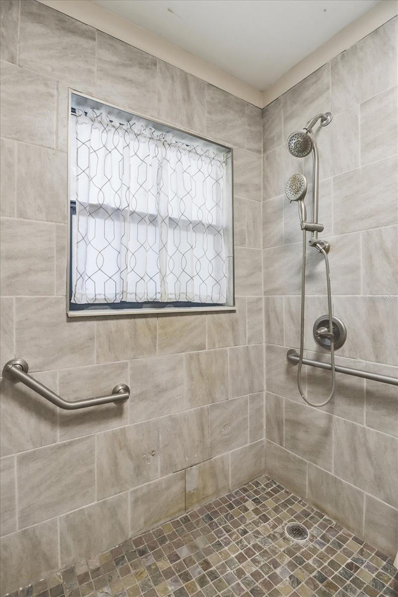 BEL AIR - Residential