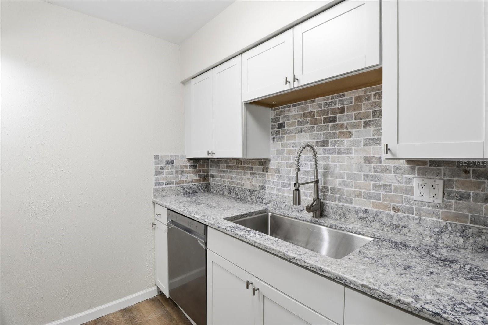 BEL AIR - Residential