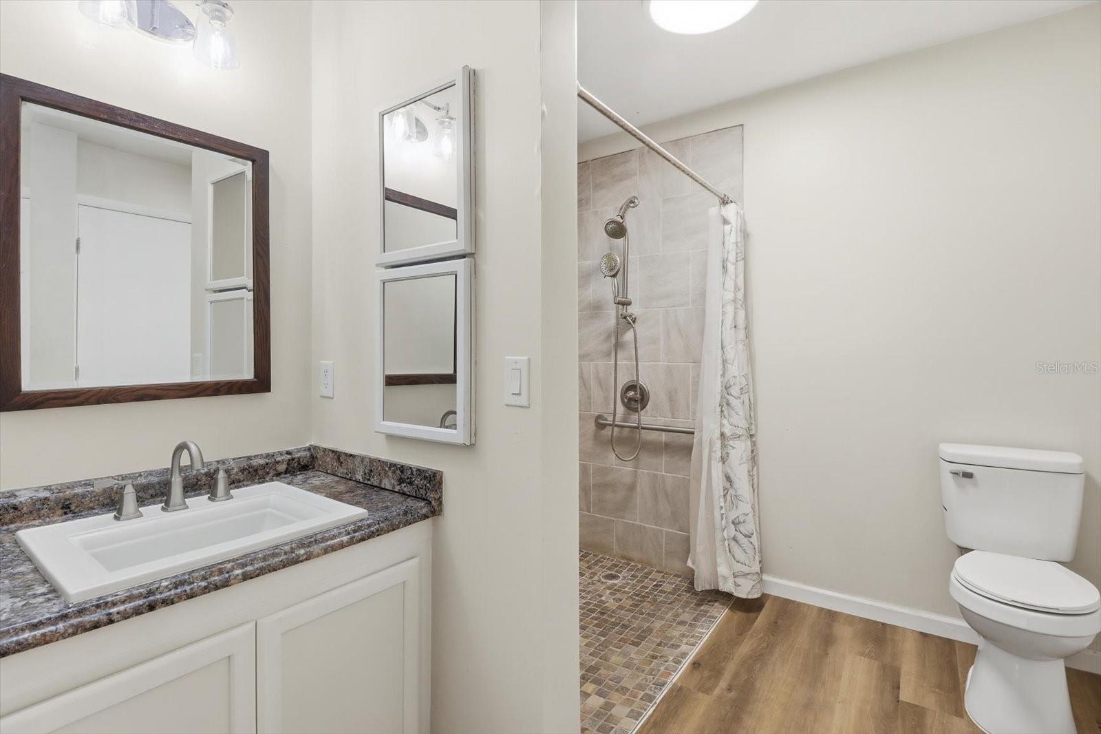 BEL AIR - Residential