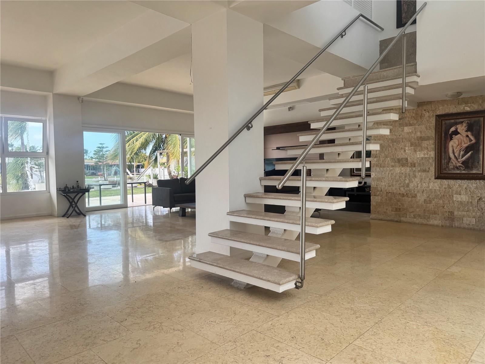 VISTA MAR MARINA ESTE - Residential