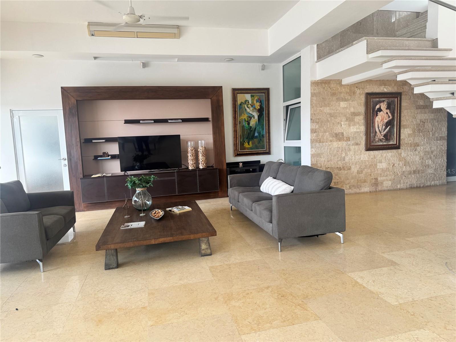 VISTA MAR MARINA ESTE - Residential