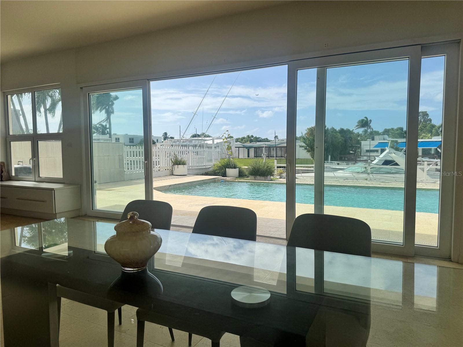 VISTA MAR MARINA ESTE - Residential
