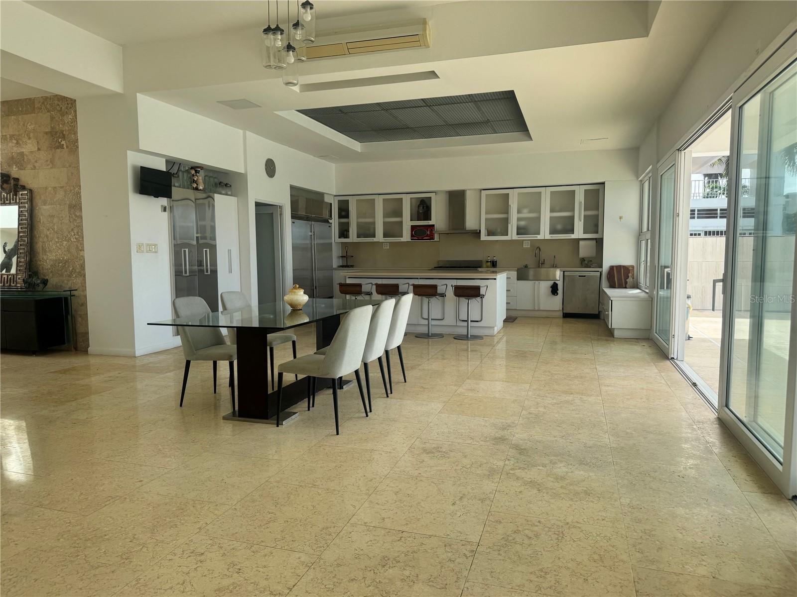 VISTA MAR MARINA ESTE - Residential