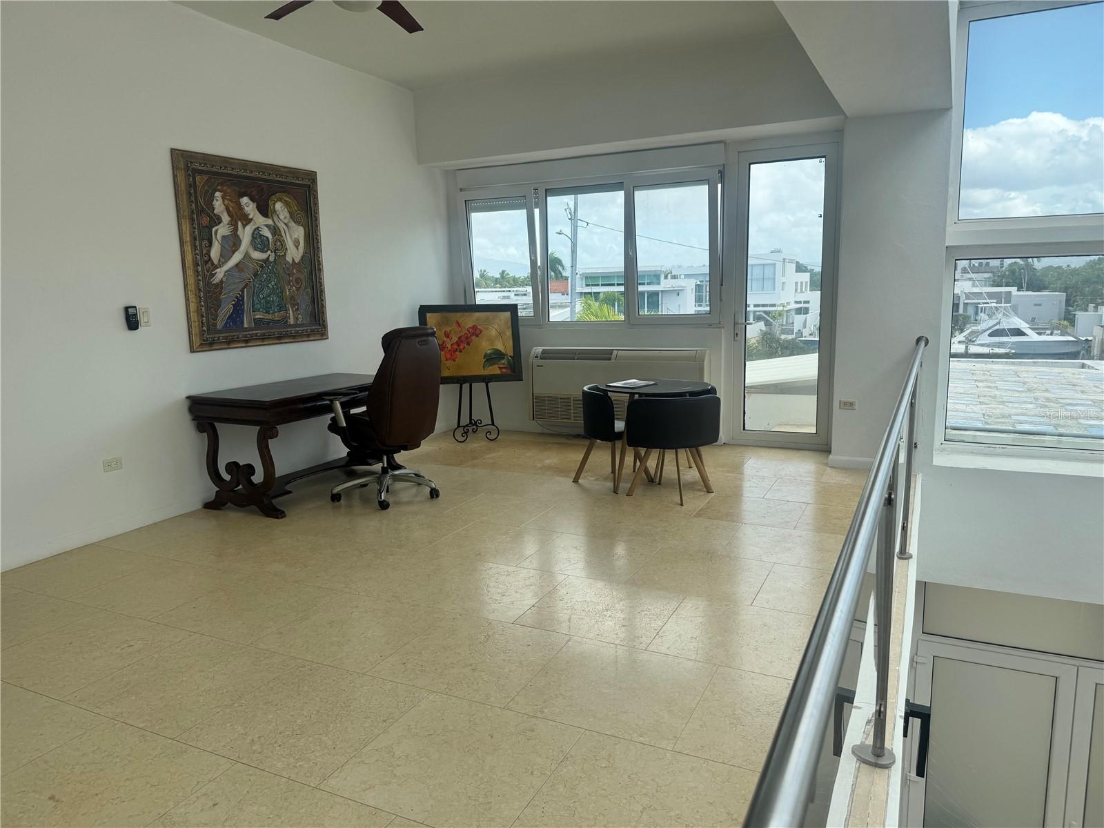 VISTA MAR MARINA ESTE - Residential