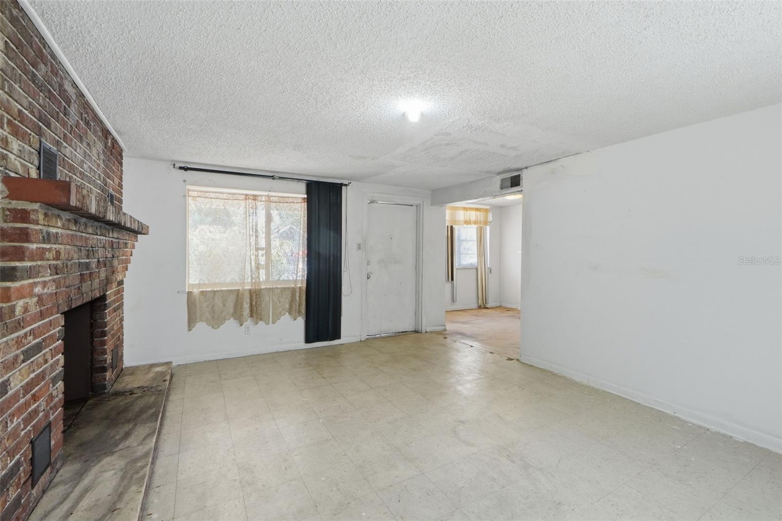 1301 E WILDER AVENUE