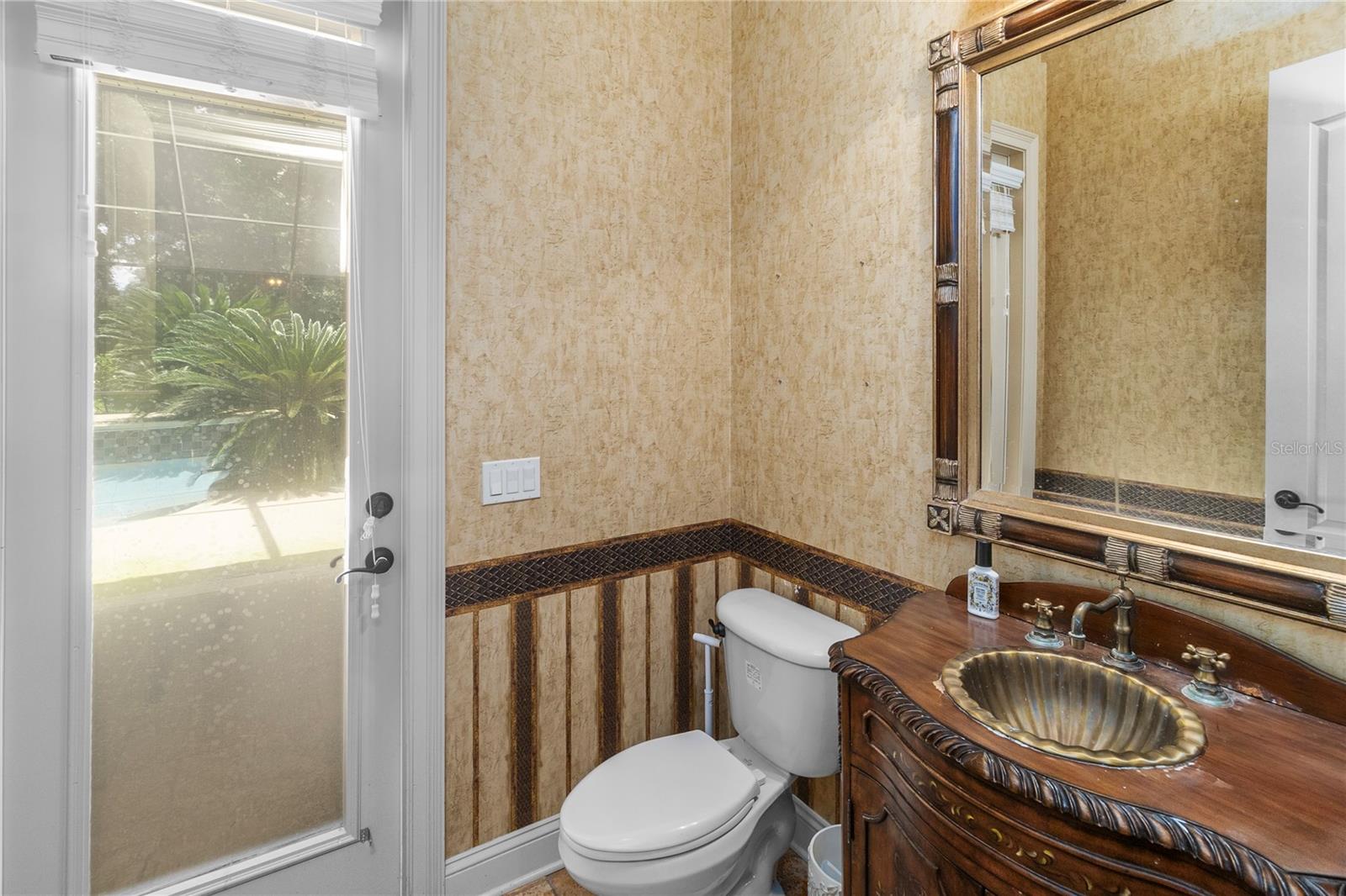 SHANNON WOODS - Residential Lease