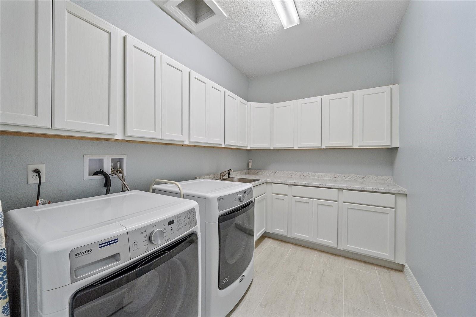 ROCK SPGS ESTATES - Residential