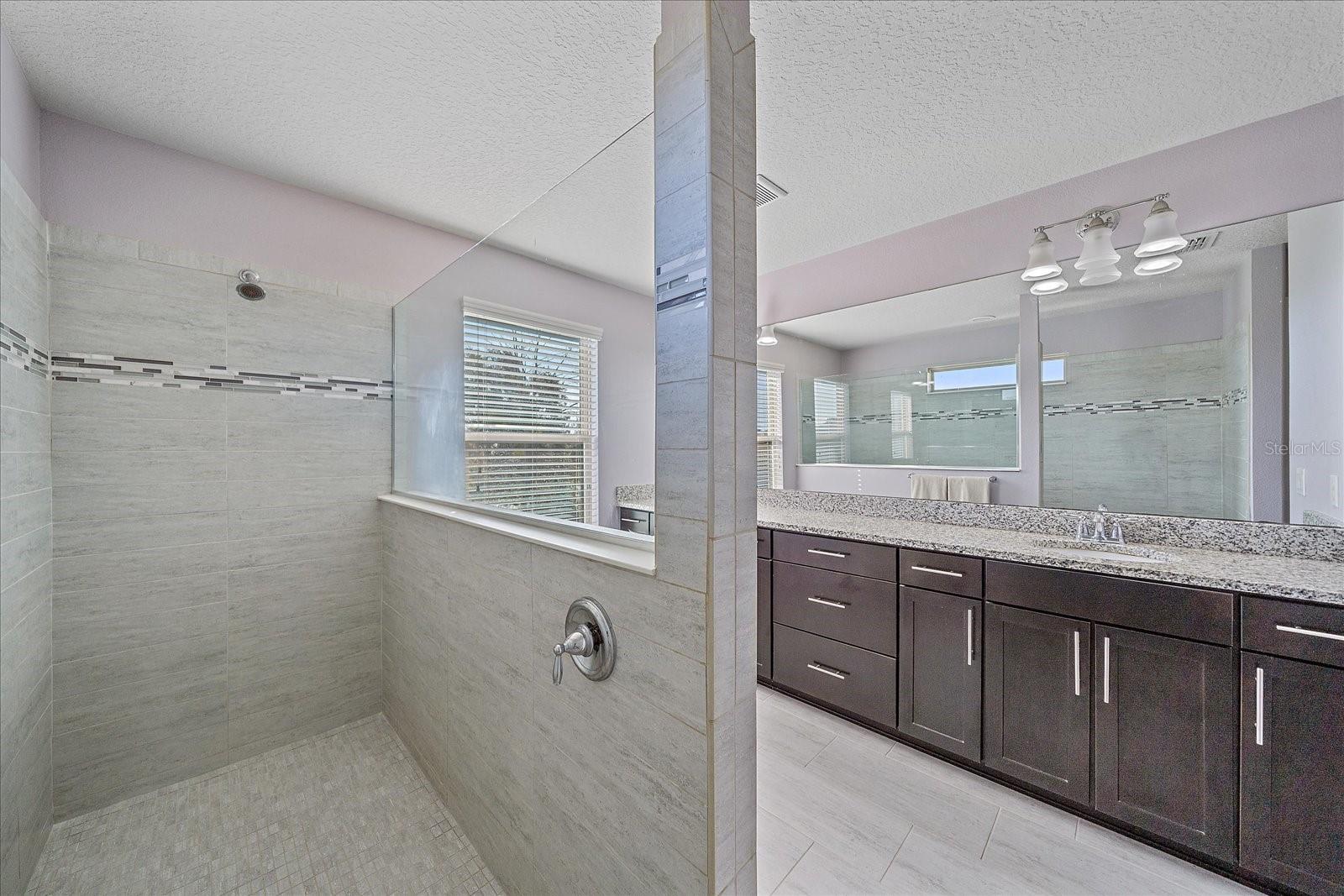 ROCK SPGS ESTATES - Residential