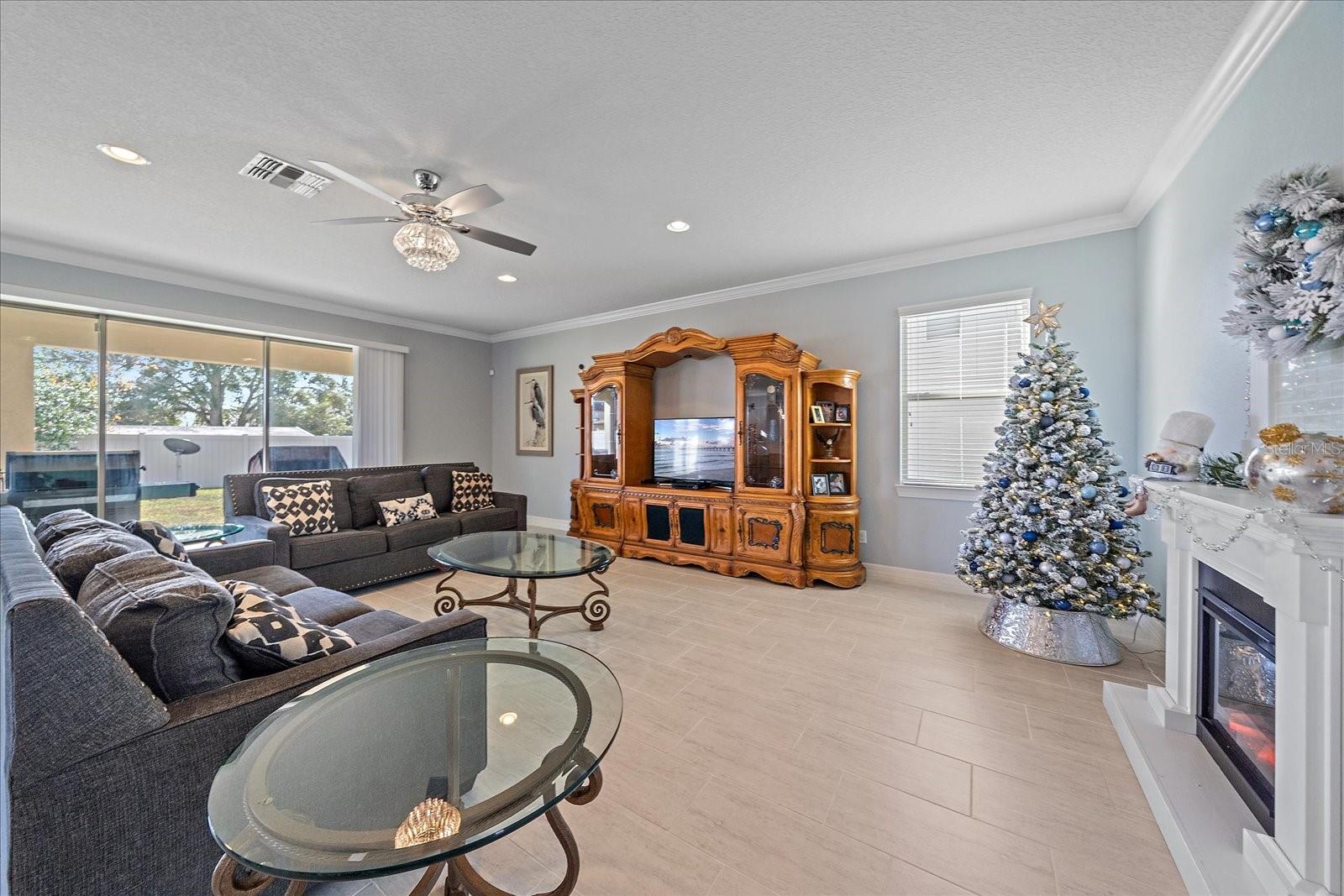 ROCK SPGS ESTATES - Residential