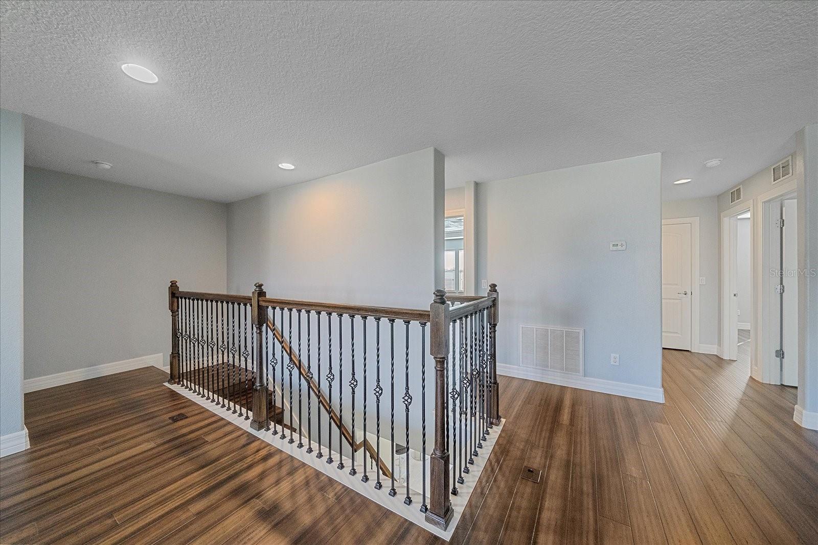 ROCK SPGS ESTATES - Residential