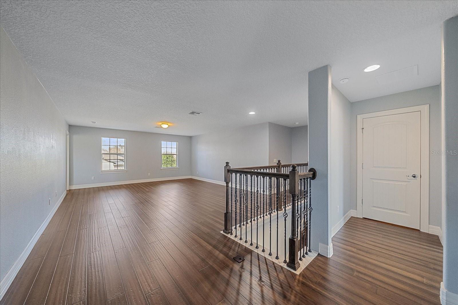 ROCK SPGS ESTATES - Residential