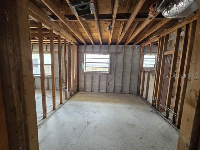 TOWN & COUNTRY ESTATES - Residential