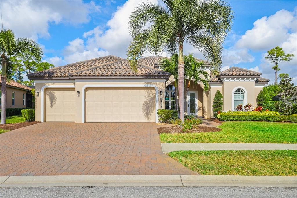 Photo of 13350 Campanile Court, Venice, FL 34293 (MLS # N6141798)