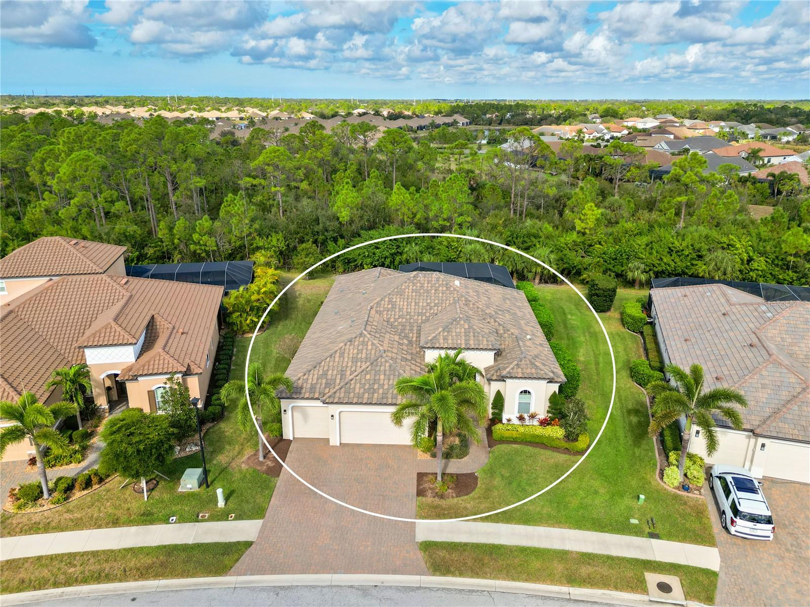 GRAN PARADISO PH 1 - Residential