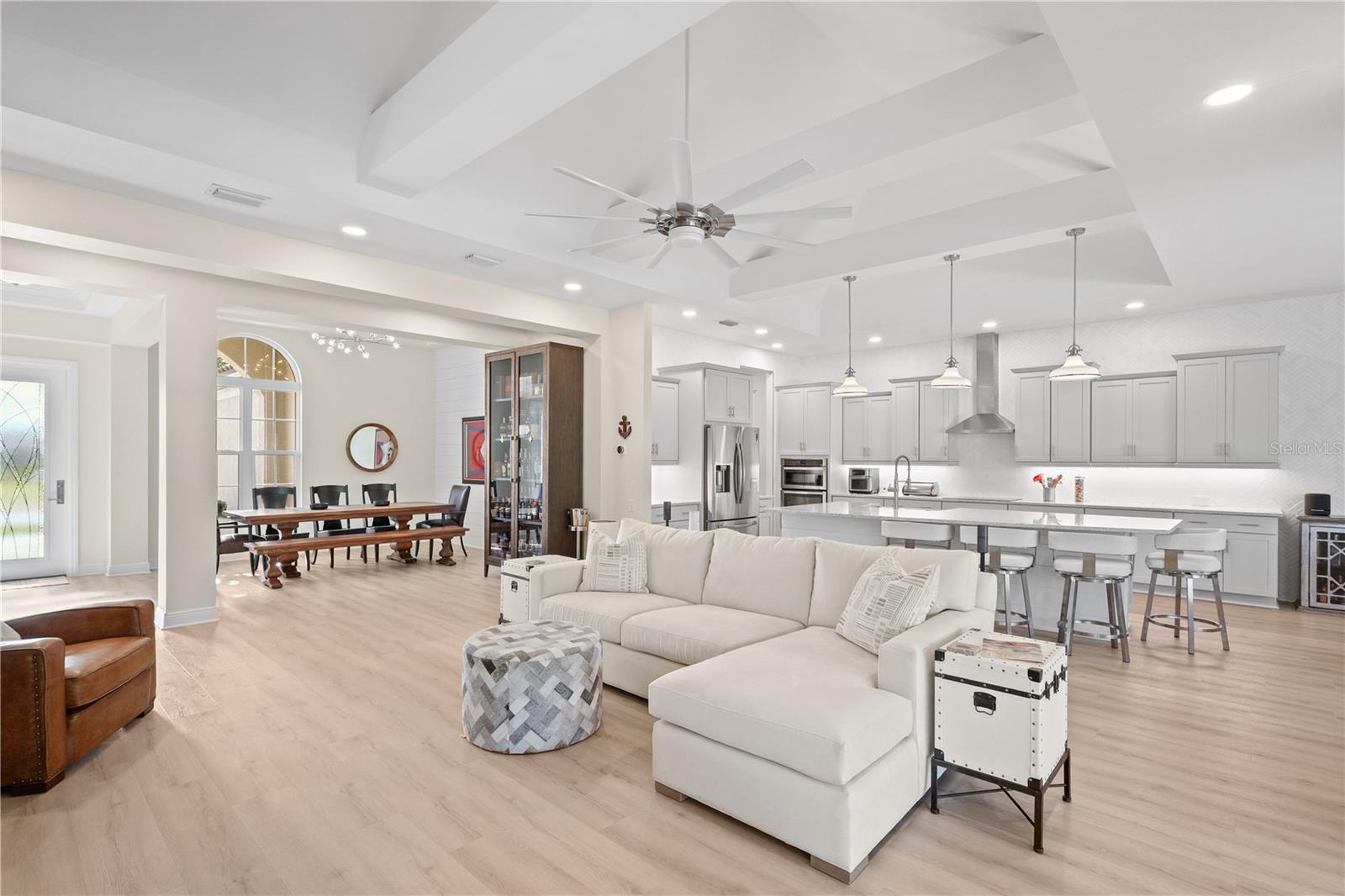 GRAN PARADISO PH 1 - Residential