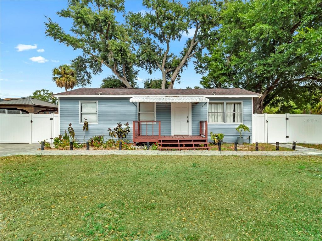 Photo of 6201 Theresa Street, Tampa, FL 33615 (MLS # TB8506530)