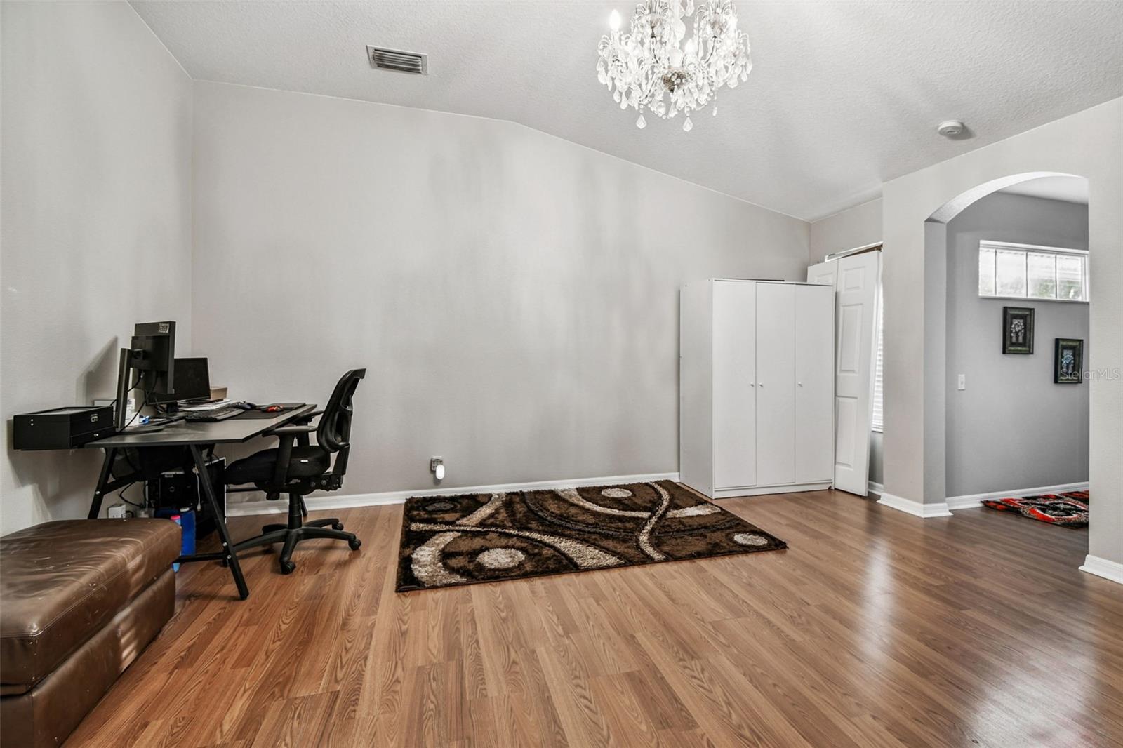 COVERED BRIDGE TWNHMS - Residential