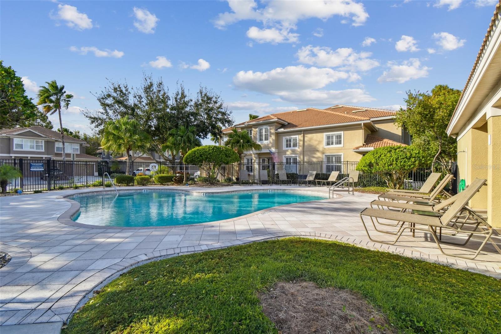 COVERED BRIDGE TWNHMS - Residential