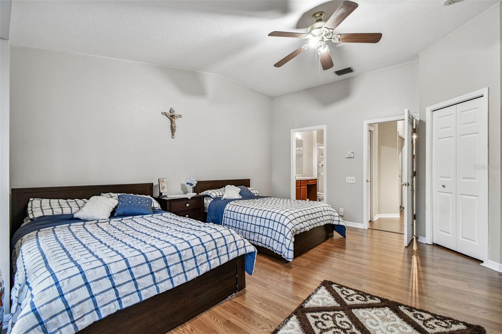 COVERED BRIDGE TWNHMS - Residential