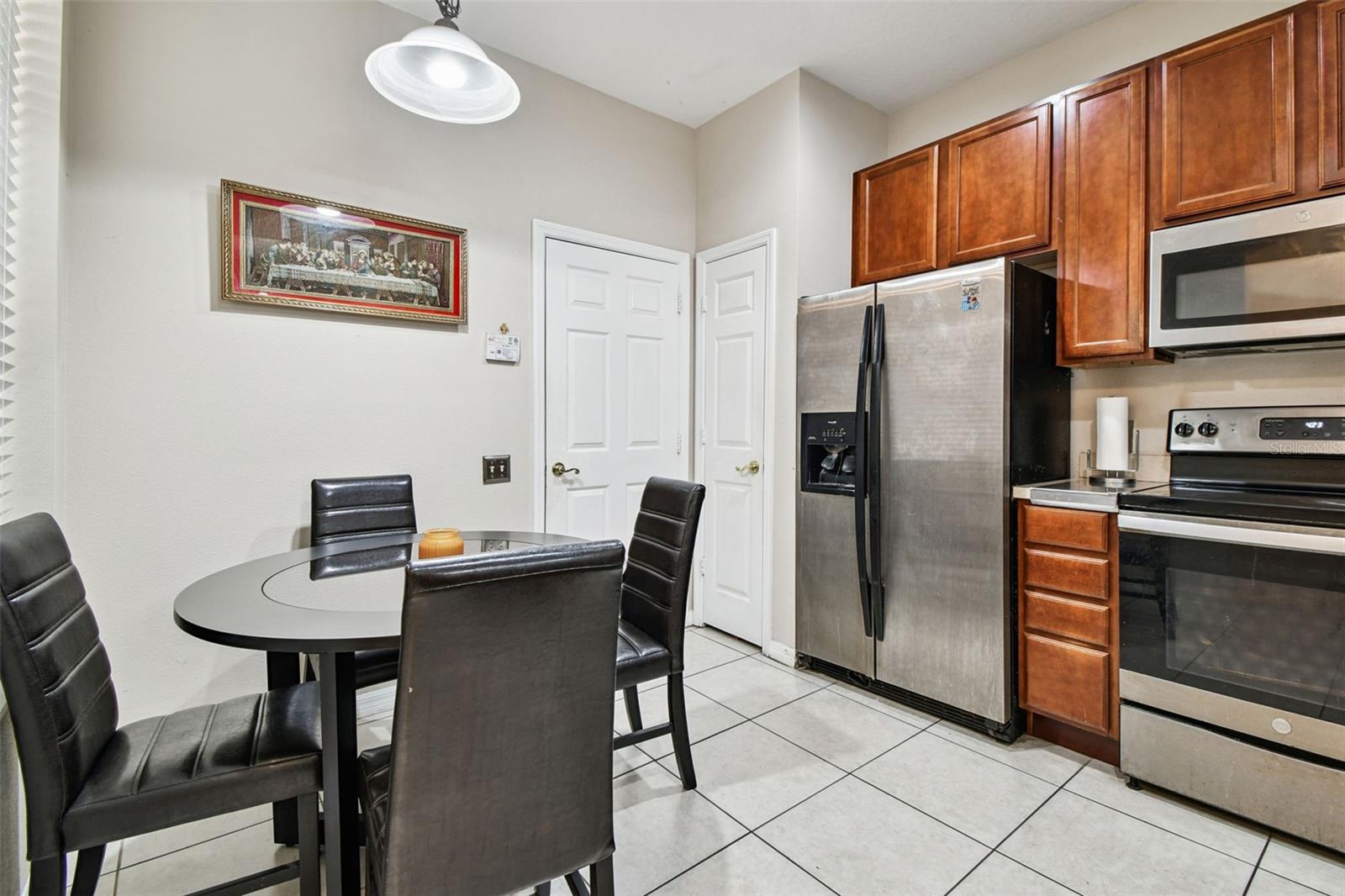 COVERED BRIDGE TWNHMS - Residential