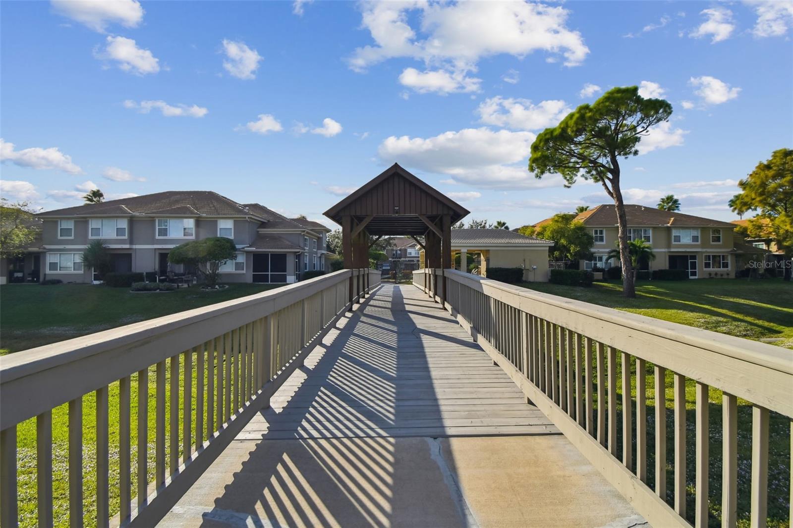 COVERED BRIDGE TWNHMS - Residential