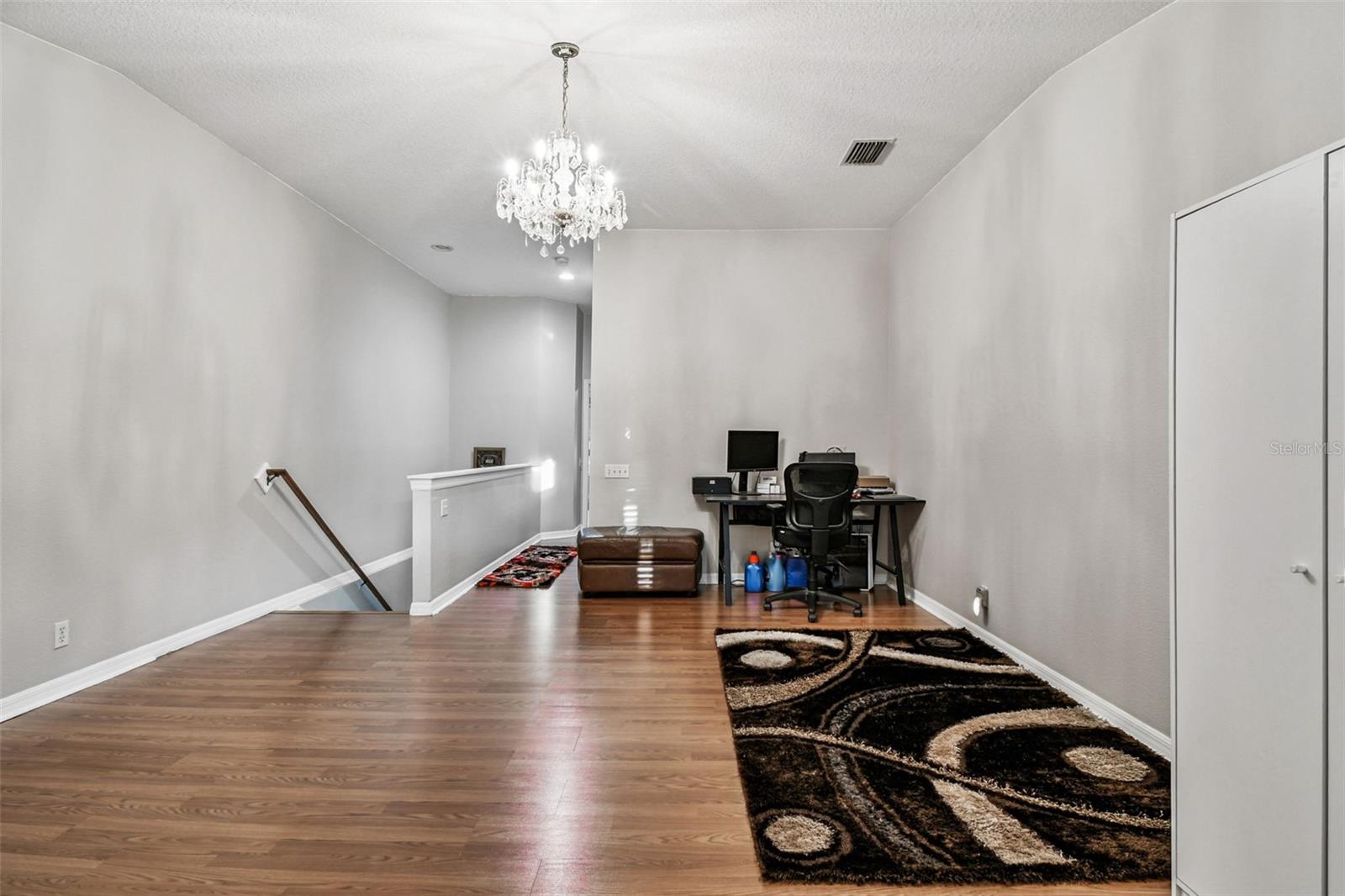 COVERED BRIDGE TWNHMS - Residential