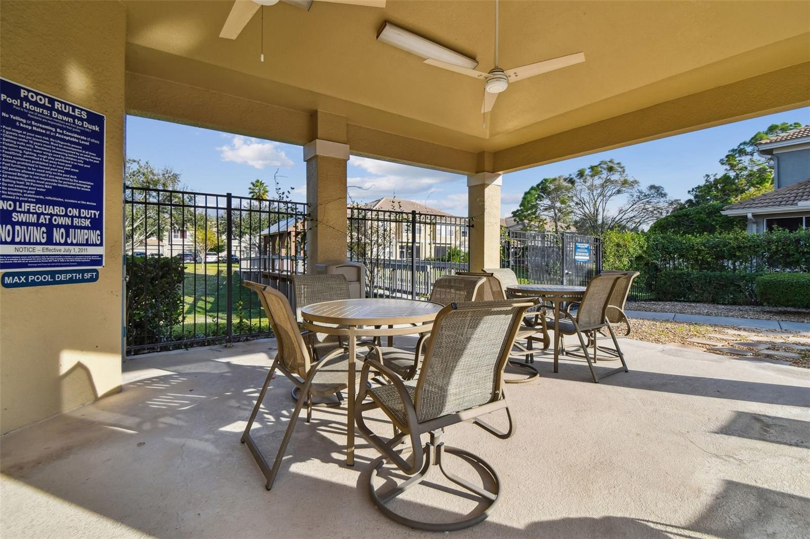 COVERED BRIDGE TWNHMS - Residential