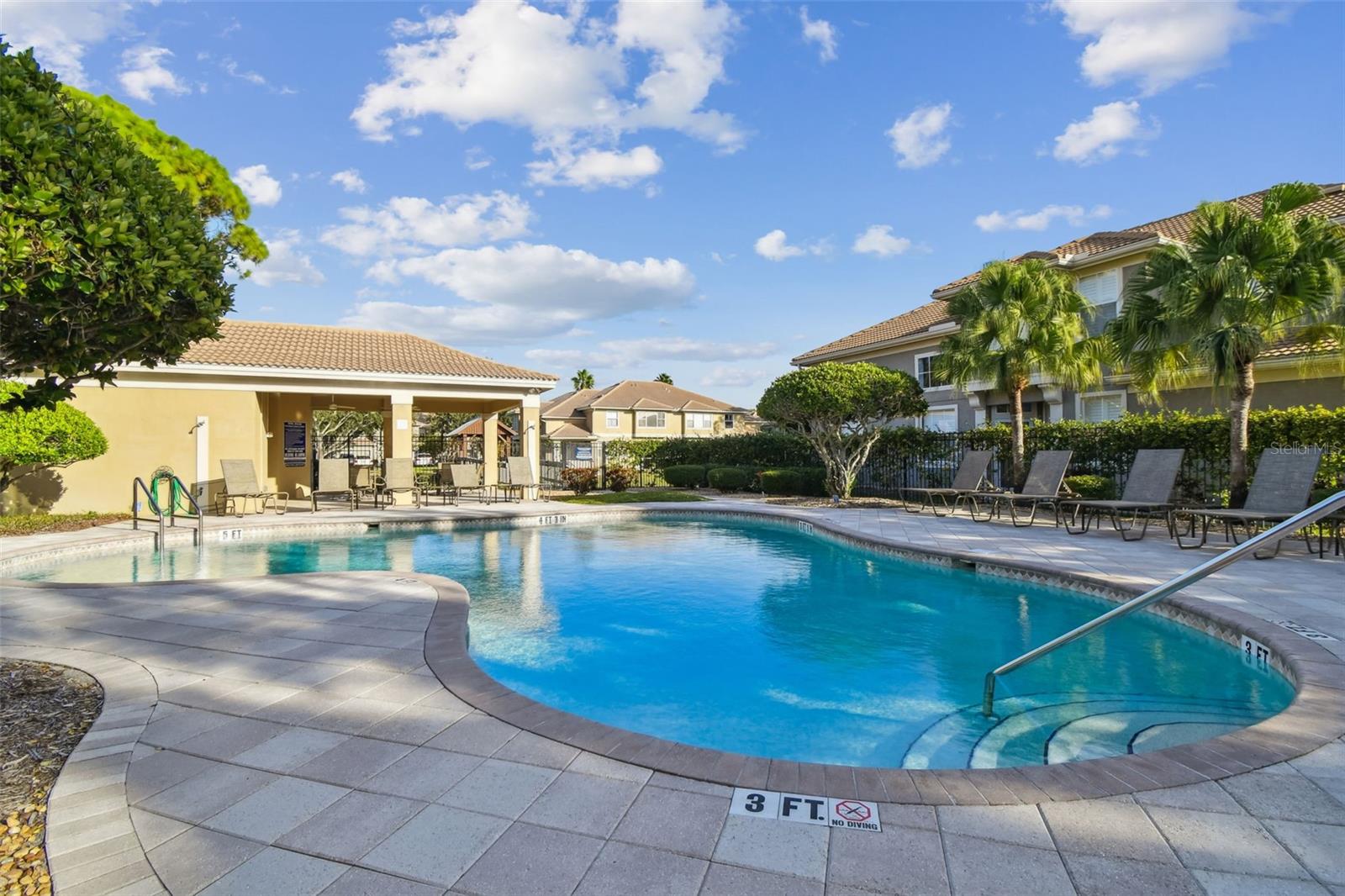 COVERED BRIDGE TWNHMS - Residential