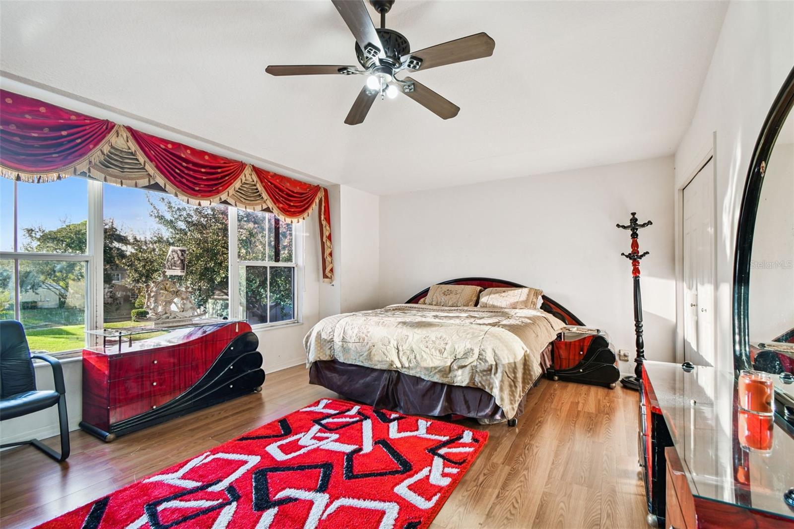 COVERED BRIDGE TWNHMS - Residential