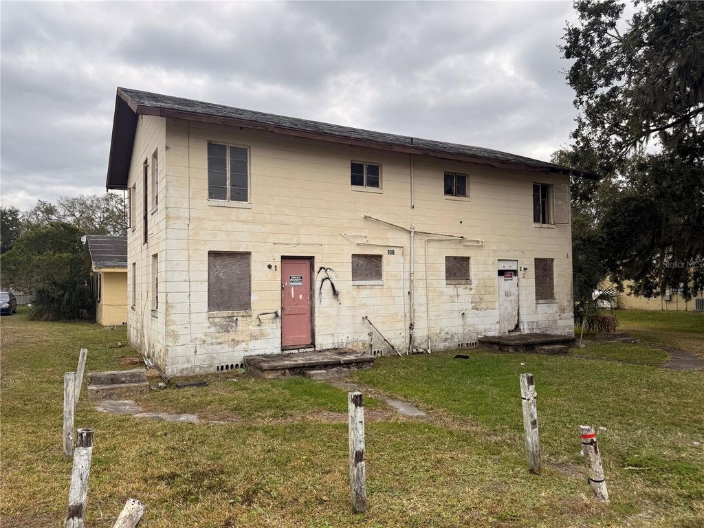Photo of 1305 E Baker Street, Plant City, FL 33563 (MLS # O6382813)