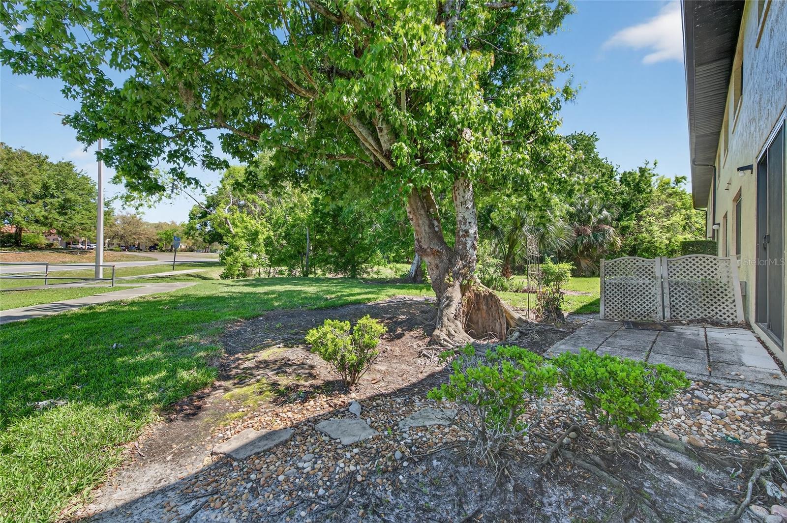 YORKTOWNE ESTATE CONDO - Residential