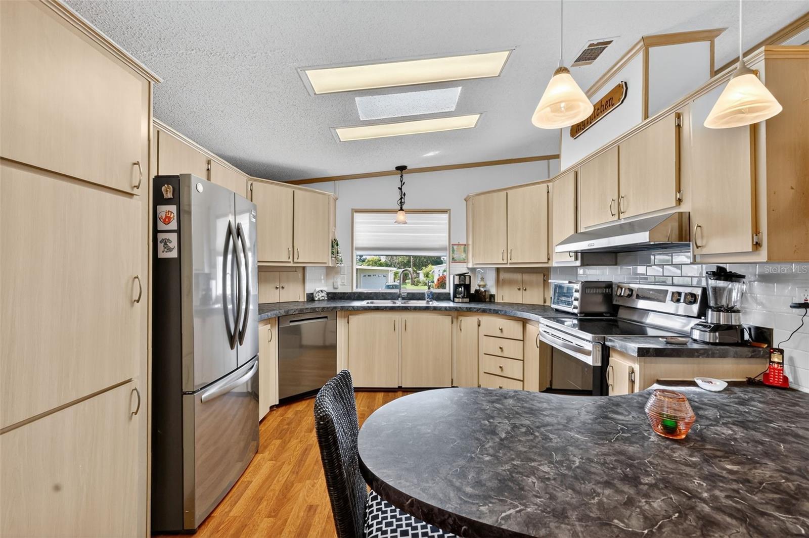 TAVARES FOX RUN MOBILE HOME - Residential