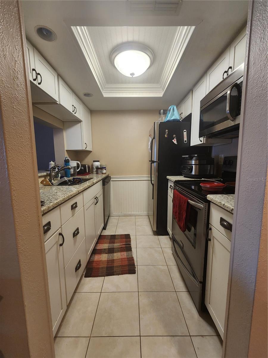 INVERNESS CONDO - Residential Lease