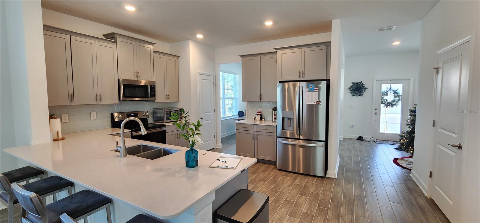 STOREY PK-PH 2 PRCL K - Residential Lease