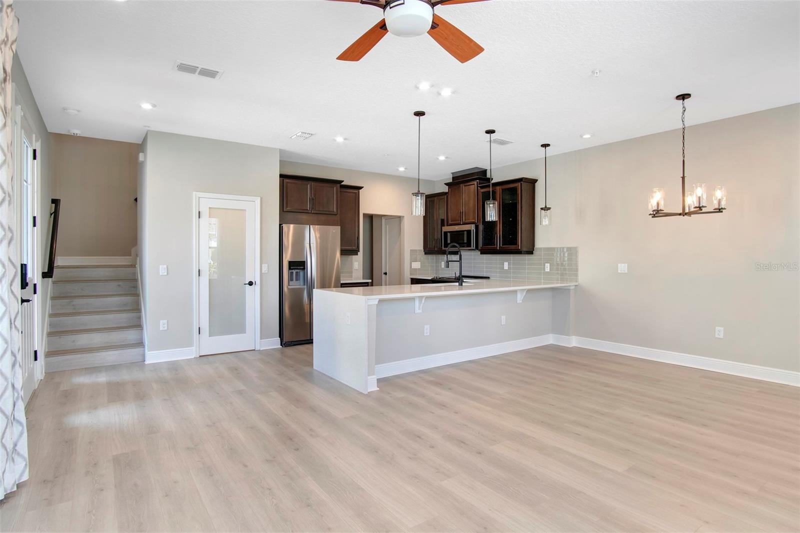 RANDAL WALK - Residential Lease