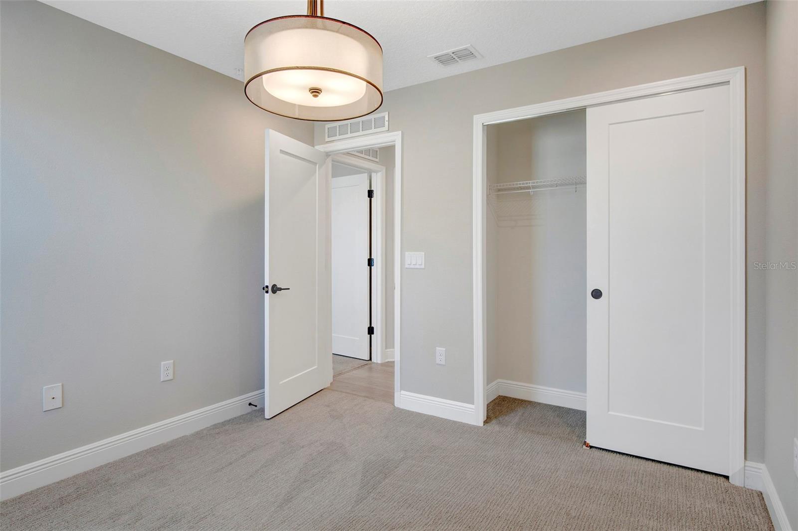 RANDAL WALK - Residential Lease