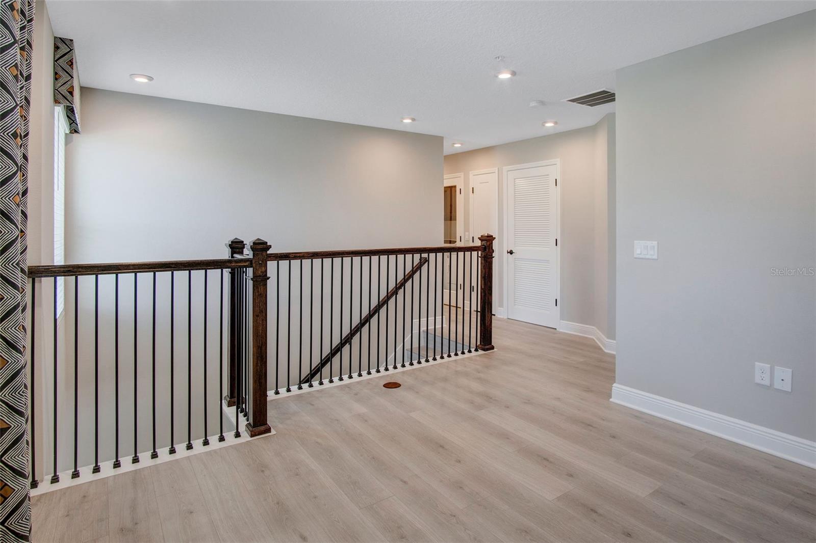 RANDAL WALK - Residential Lease